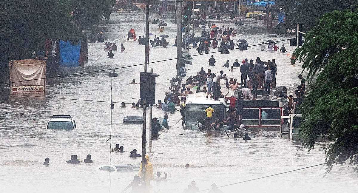 26 जुलाई 2006 : जब भारी बारिश से थम गई थी मुंबई की रफ्तार